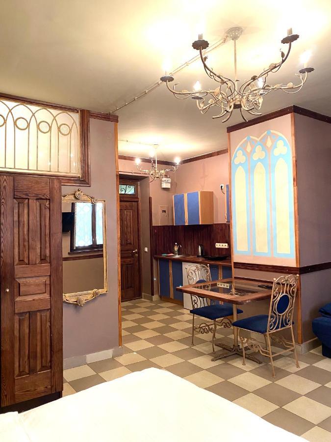 Апартаменти На Вул. Лесі Українки 19/4 利沃夫 外观 照片